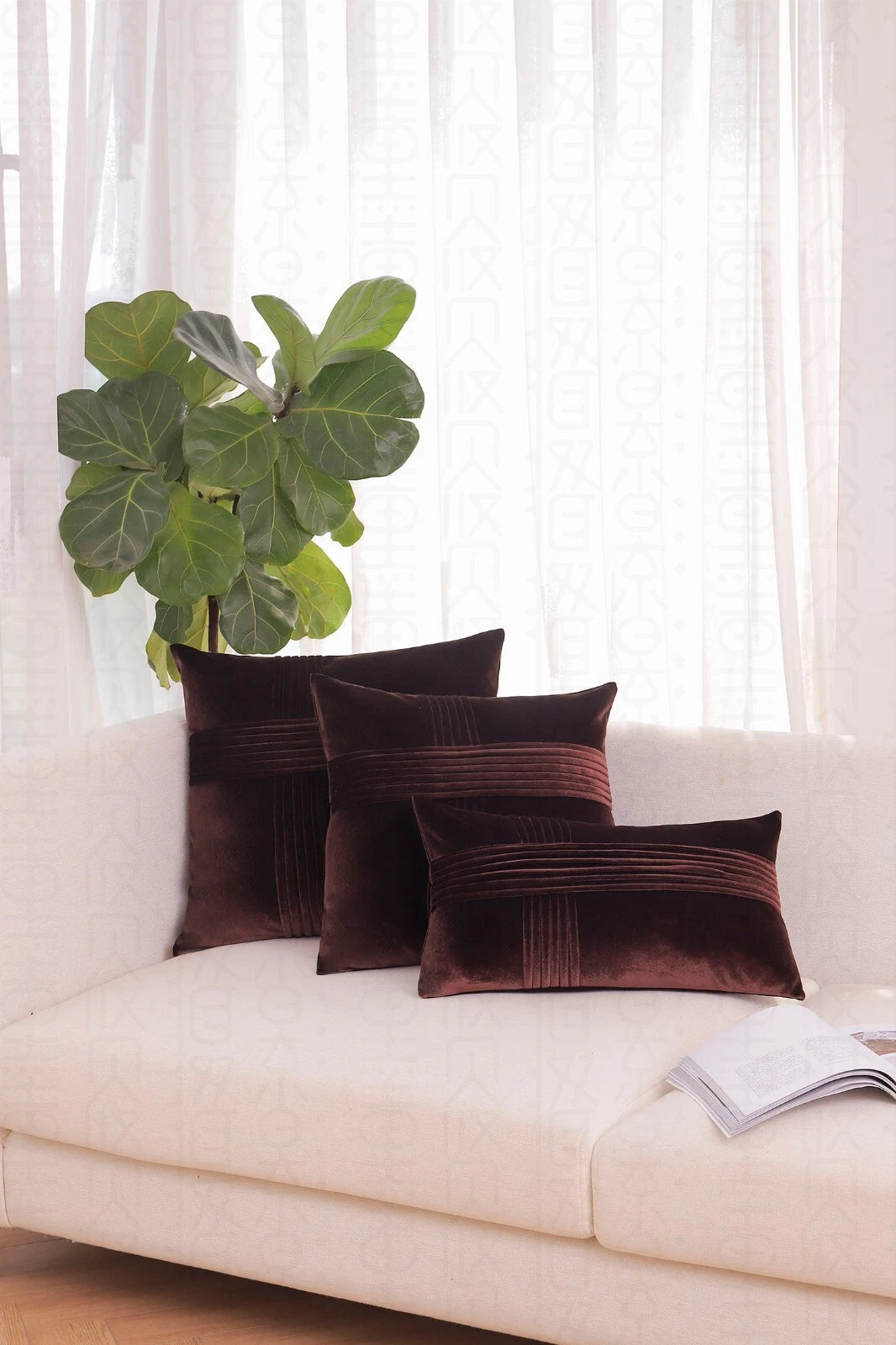 2 Pack Throw Pillow Covers  Sofa Decor Cushion Cases Velvet Premium Cushion