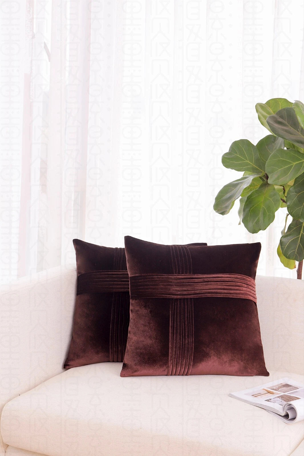 2 Pack Throw Pillow Covers  Sofa Decor Cushion Cases Velvet Premium Cushion