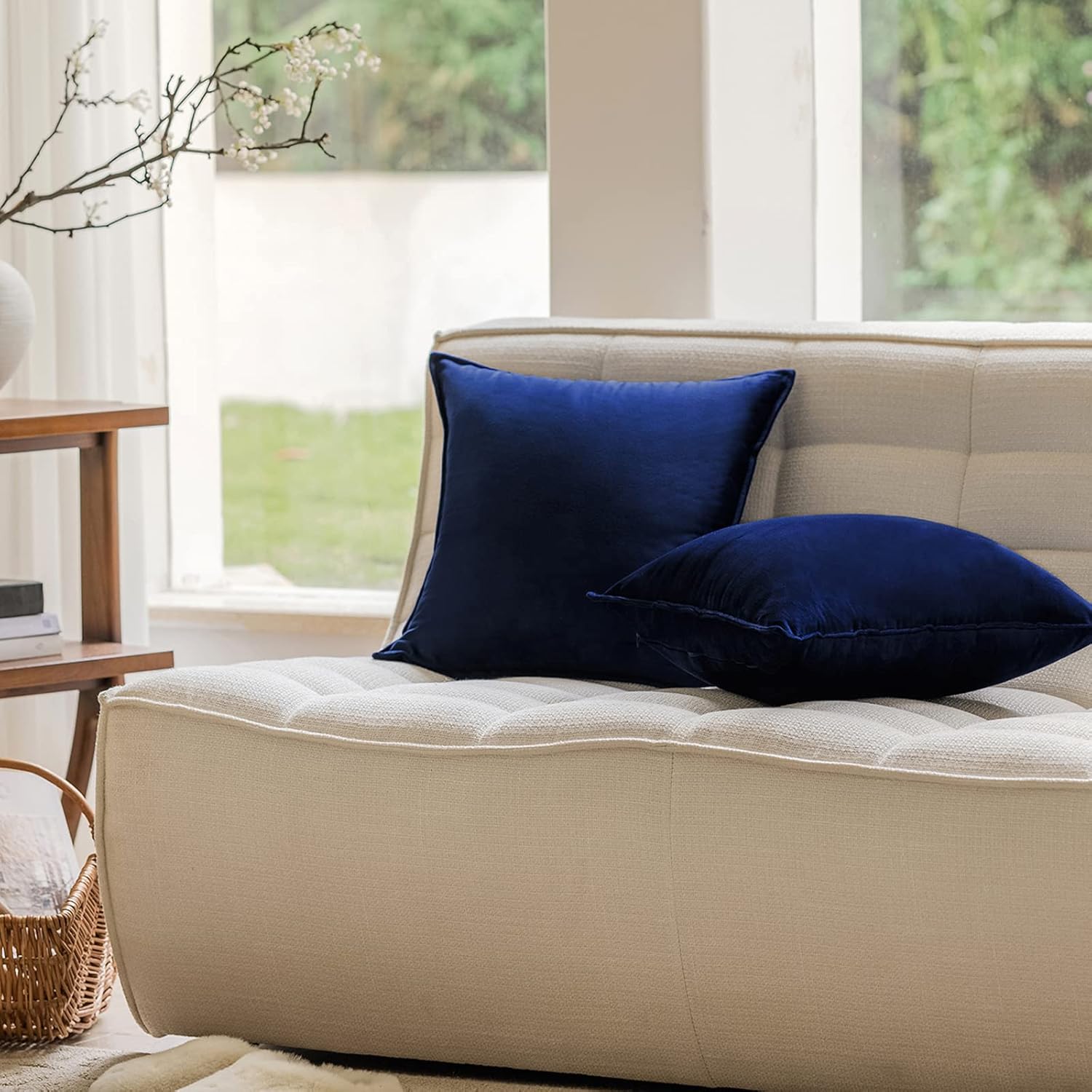Throw Pillow Covers Pack of 2 Soft Decorative Square Cushion Covers for Couch