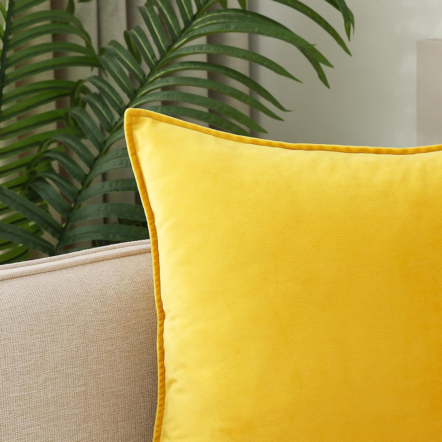 Throw Pillow Covers Pack of 2 Soft Decorative Square Cushion Covers for Couch
